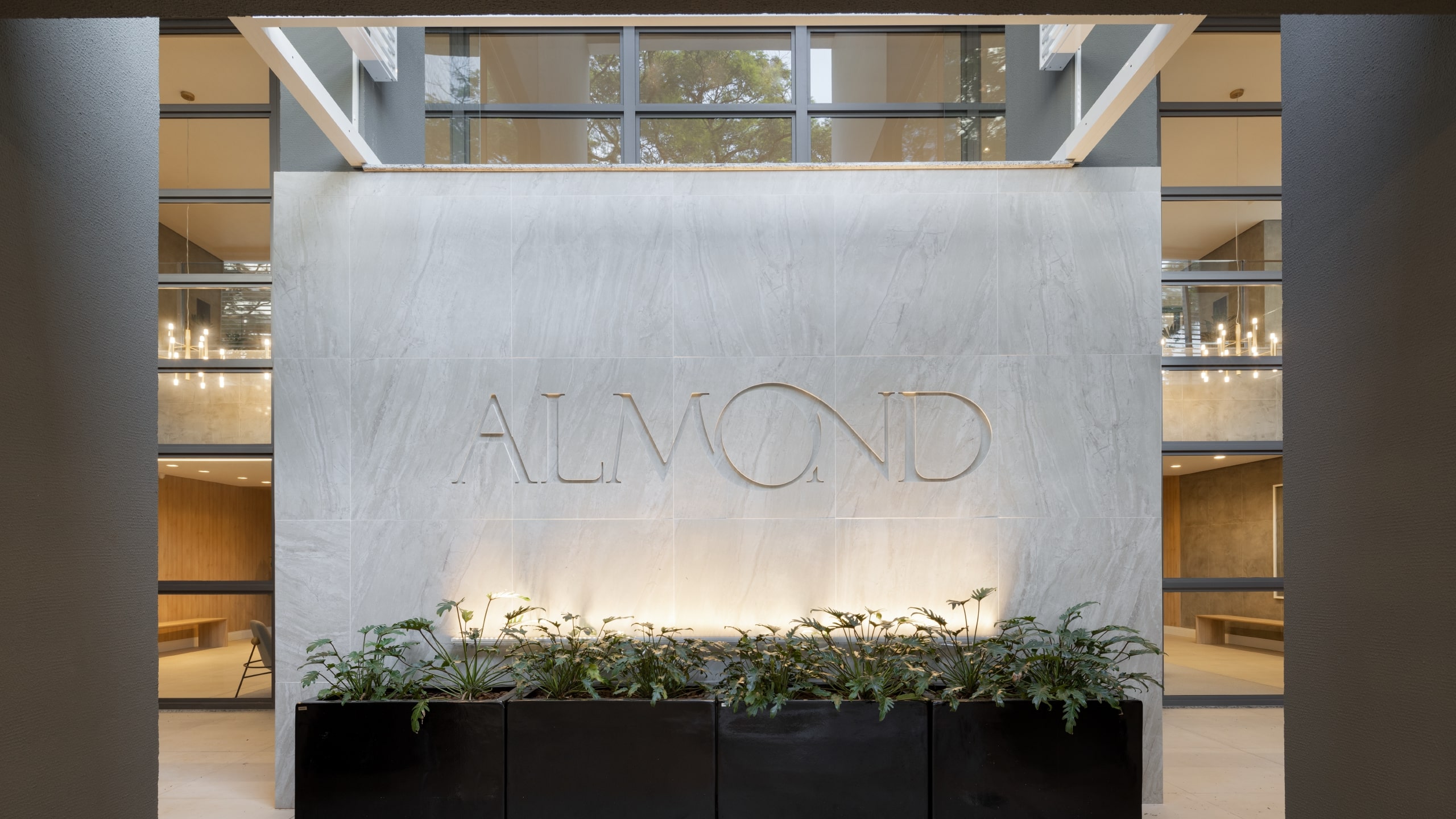 Lazer Maring� Plaenge Almond