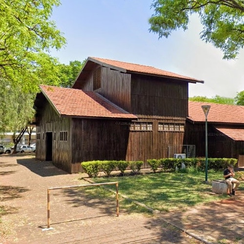 Sobre o Bairro Maring Plaenge Square